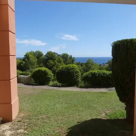 Appartamento T2 Rez De Jardin Cap Esterel